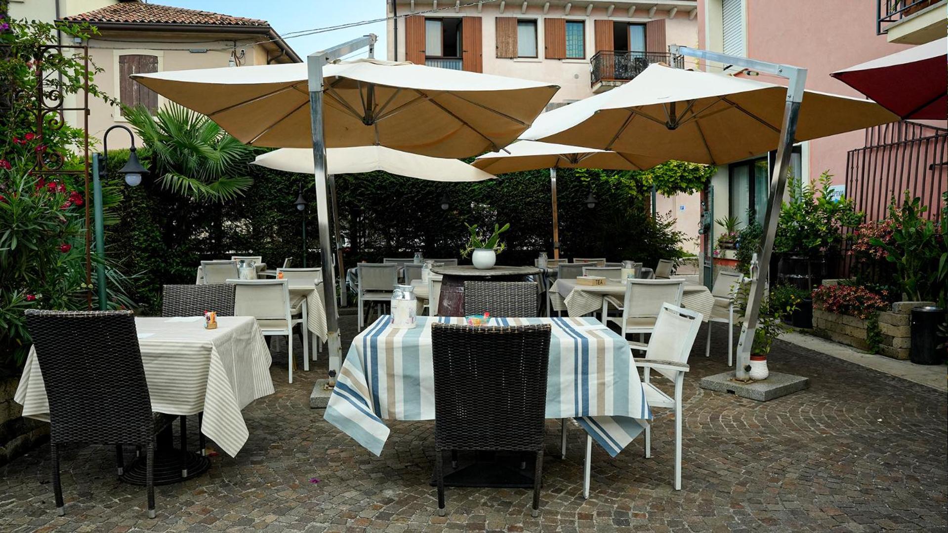 Florivana Boutique Hotel Ristorante San Pietro in Cariano Exterior foto